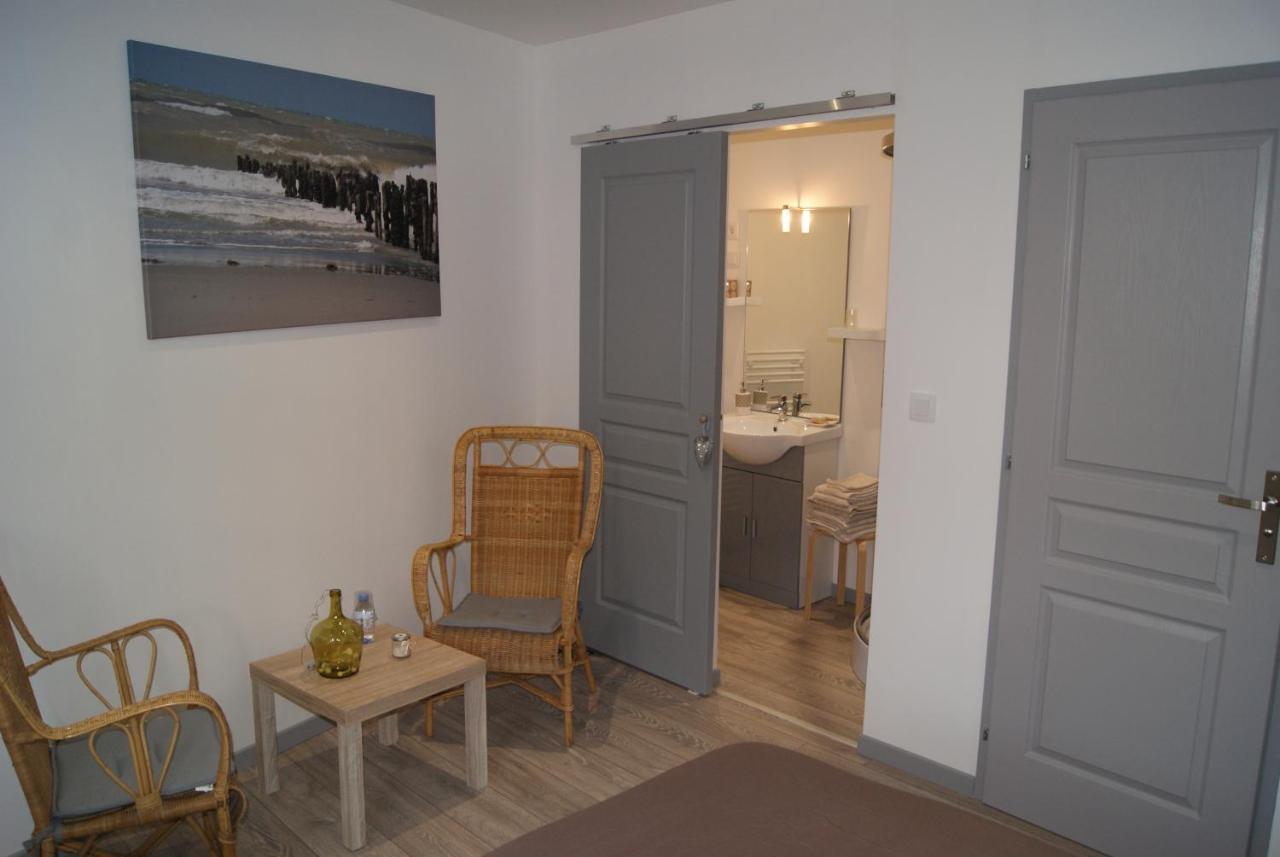 Bed and Breakfast La longère de Suzanne Arrest Esterno foto